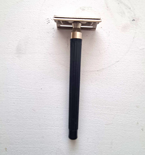 Men double edge metal safety - edge,