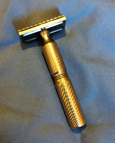 Timeless bronze safety - bronze, 38